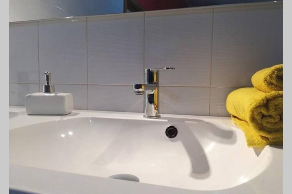 Big Relax Apartment With Swimming Pool And A Peaceful Garden In A Private Villa Sestu Exterior foto